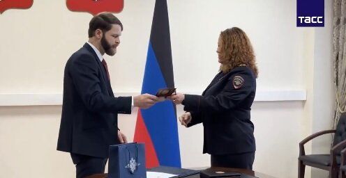 Мартиндейл получава руския си паспорт