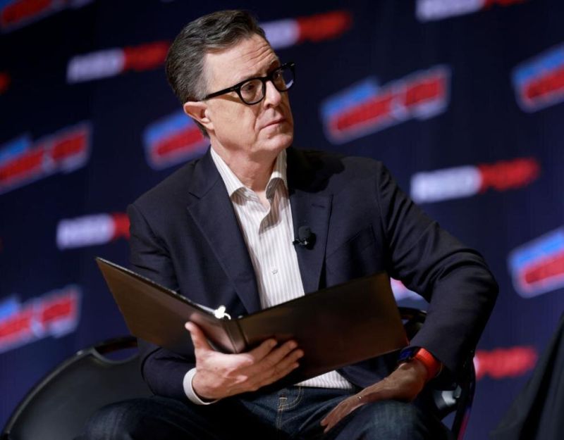 Стивън Колбер