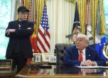 Американският президент Доналд Тръмп и милирадерът Илон Мъск. Снимка: AP Photo/Evan Vucci, File