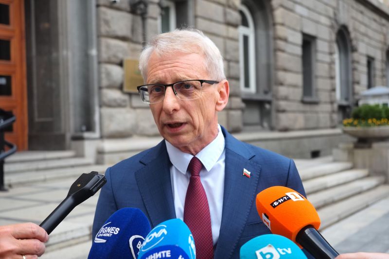 Николай Денков