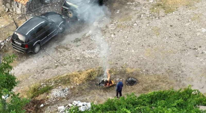 Хванаха 79-годишен мъж да пали огън в село Плоски