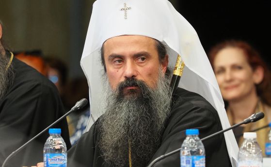 Патриархът на война с учението на Дънов, ще отслужи водосвет на езерото Бъбрека