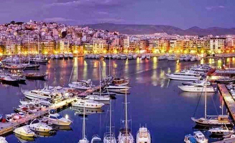 Пристанище Пирея