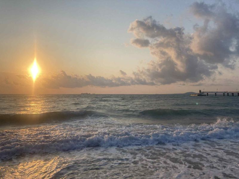  Рай край морето