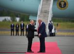 Тръмп посрещна Путин с червен килим и аплодисменти в Аляска