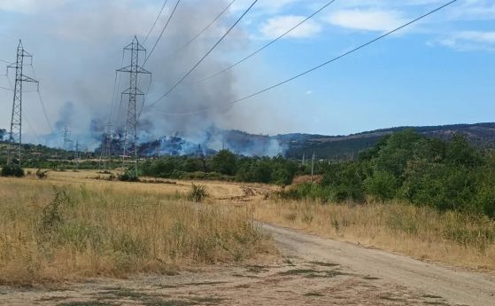 Požari divjajo v Bolgariji, eden se je približal hišam pri Stari Zagori