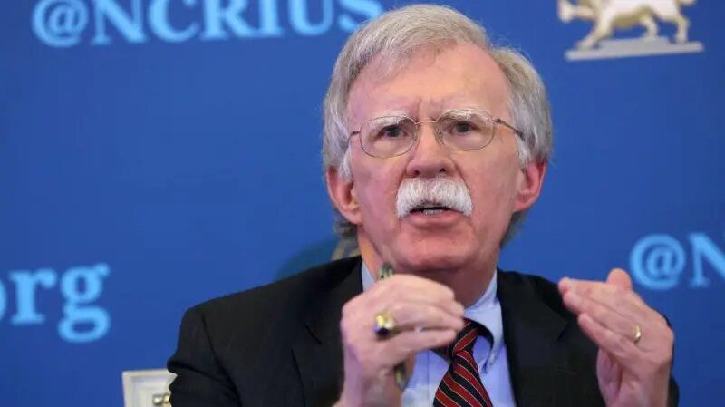 Джон Болтън