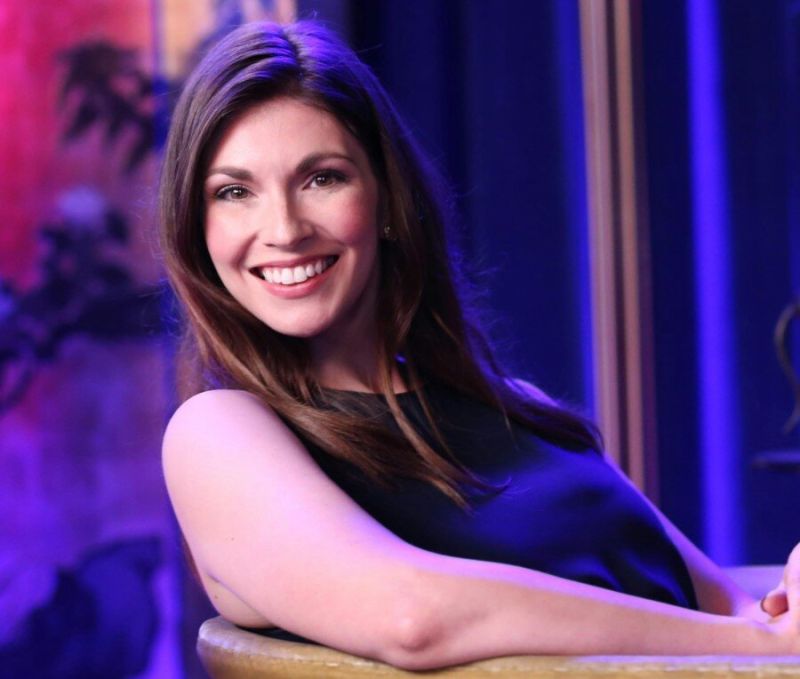 холивудската усмивка