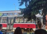 Трамвай дерайлира в София