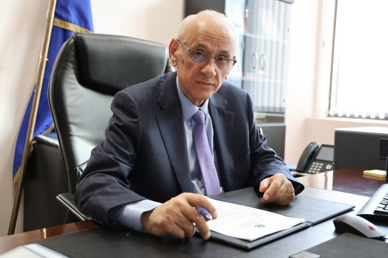 Доц. Силви Кирилов