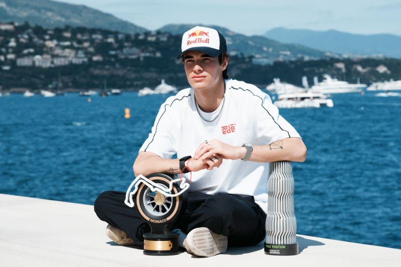 Никола Цолов