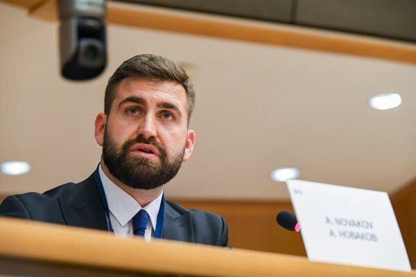 Андрей Новаков 