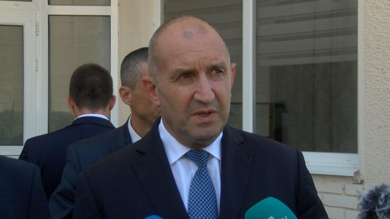 Румен Радев