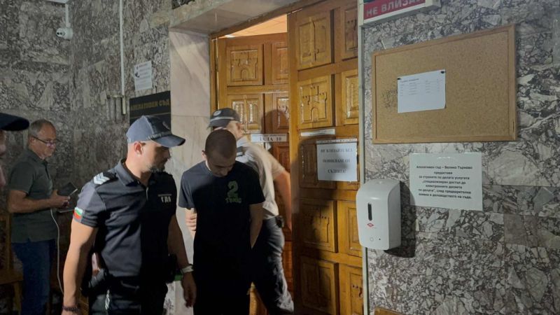 Съдът във Велико Търново пусна от ареста и четиримата задържани младежи по случая в Русе
