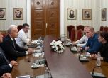 Днес Румен Радев е провел среща в президентската институция с бивши служители на ВМЗ-Сопот, както и с журналиста Станислав Цанов