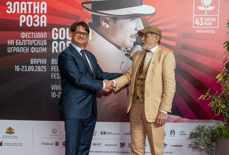 Министърът на културата Мариан Бачев и Руси Чанев