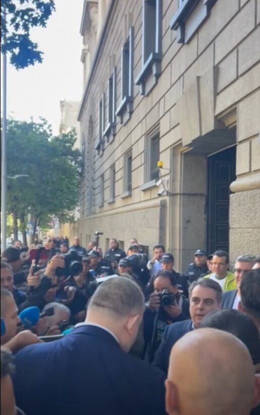 Пеевски и Василев