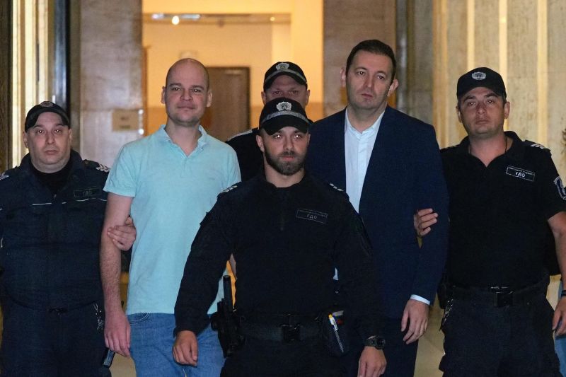 Петър Рафаилов и Никола Барбутов