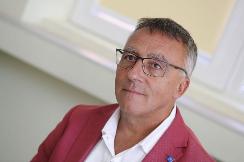 Диян Стаматов