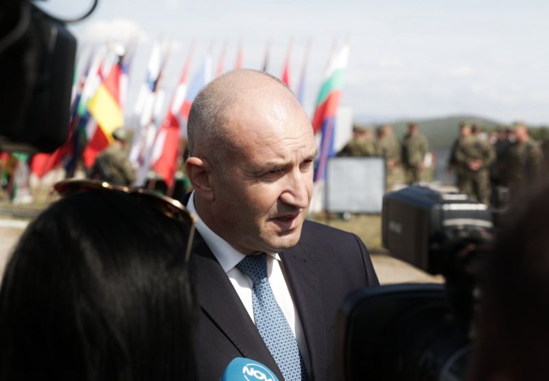 Президентът Румен Радев, Фейсбук