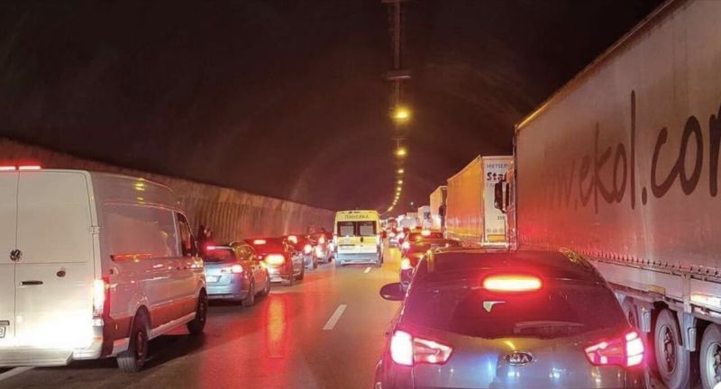 10-километрова опашка на ''Хемус'' в посока София