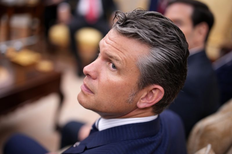 Пийт Хегсет