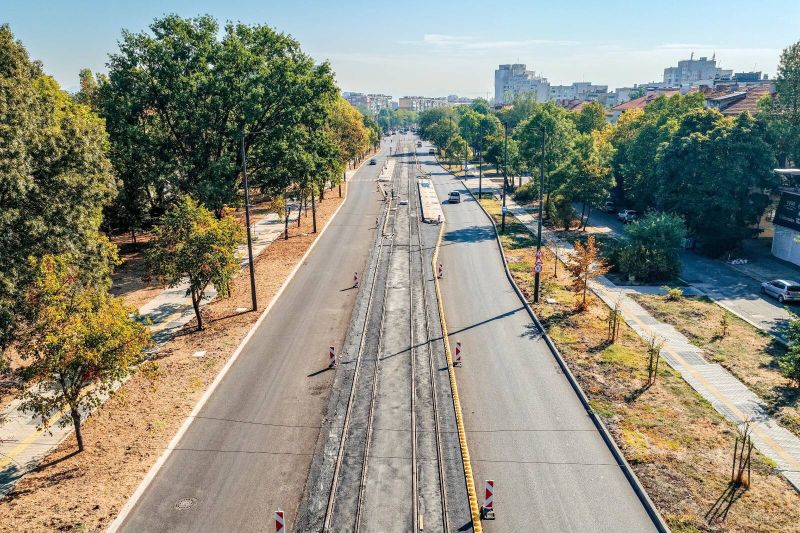 Ремонтите в София вървят, парите се бавят