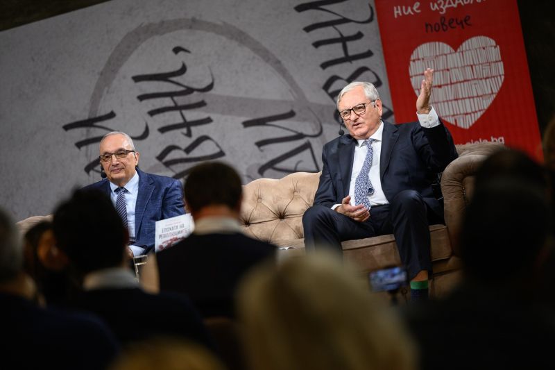 Иван Костов и Свилен Спасов представят ''Епохата на революциите'' от Фарийд Закария