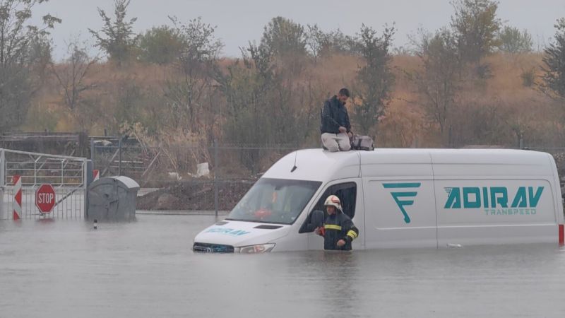 Обстановката след безспирния дъжд в Русе.