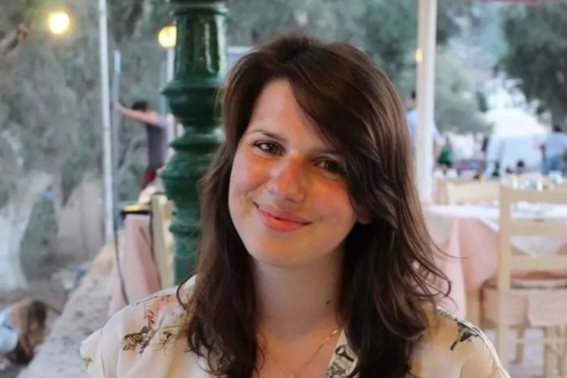 Дженифър Кахил