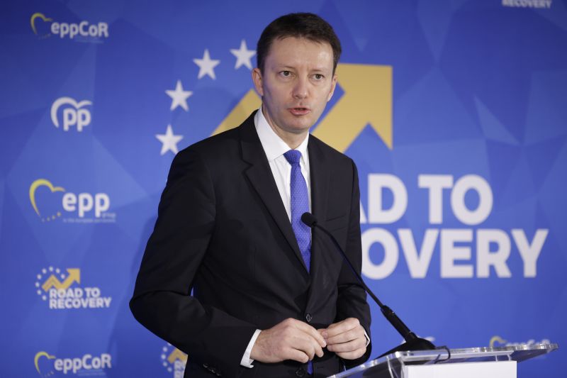 Зигфрид Мурешан, ЕНП - Зигфрид Мурешан е главният преговарящ от Европейския парламент (ЕП) за новата бюджетна рамка на Европейския съюз от 2028 до 2034 година