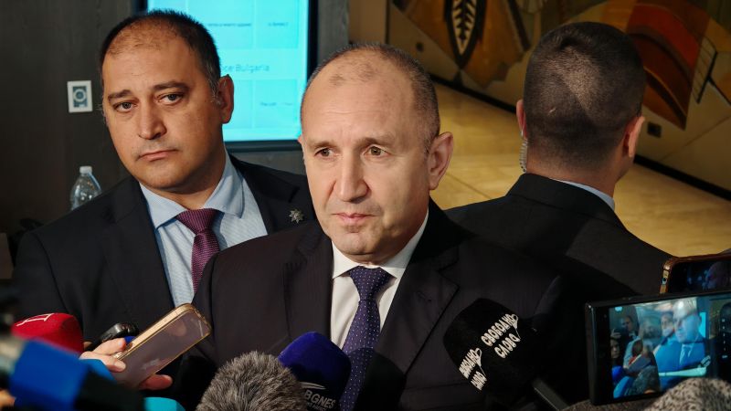 Румен Радев