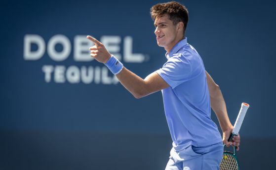 Александър Василев 