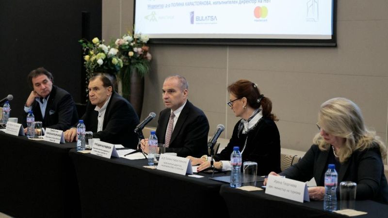 Вицепремиерът Гроздан Караджов