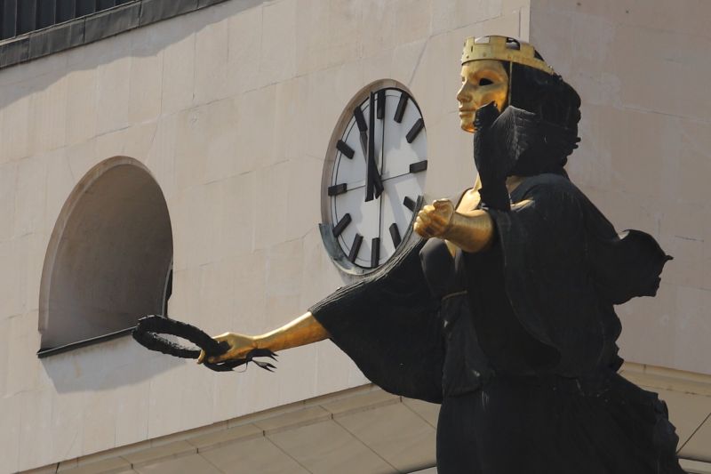 Статуята на Св. София в столицата