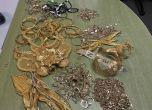 Златни накити за над 200 000 лева хванаха на Капитан Андреево