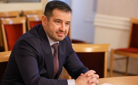 Момчил Мавров