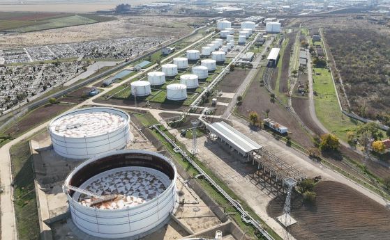 Рафинерията на Лукойл в Бургас