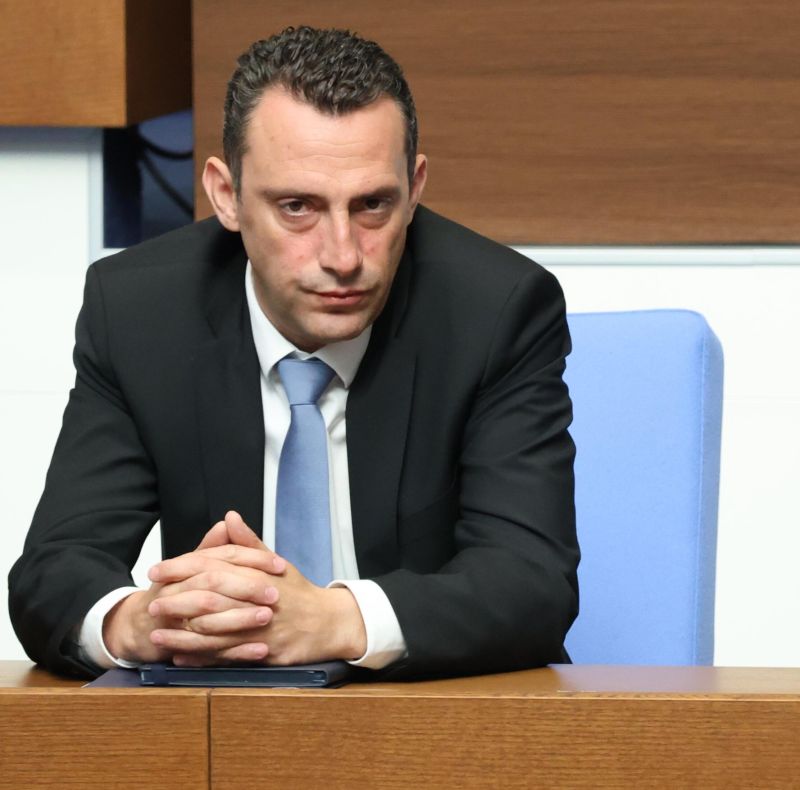 Иван Пешев, министър на спорта от БСП