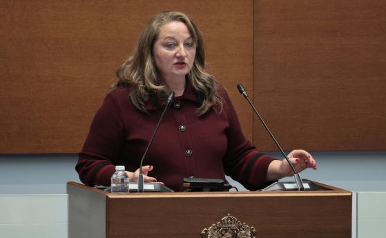 Деница Сачева