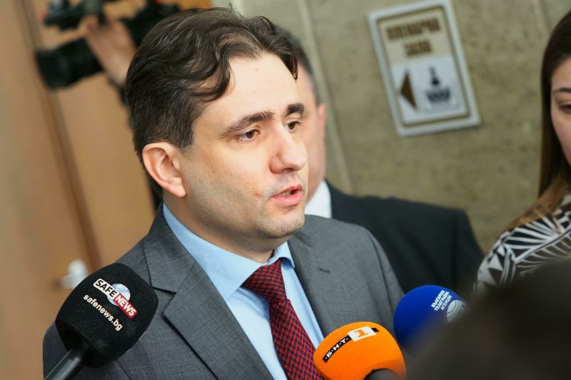 Божидар Божанов