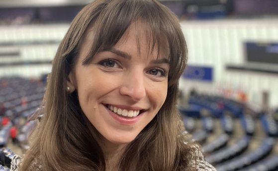 Мими Шишкова