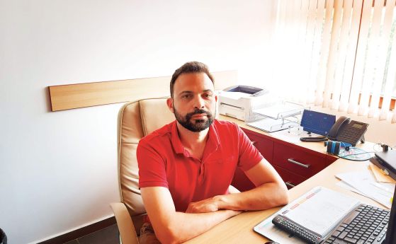 Иван Иванов