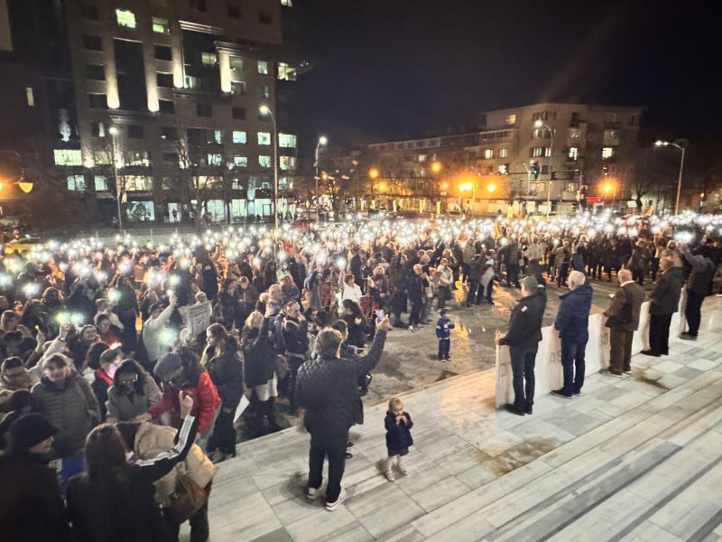 Протестът във Варна тази вечер