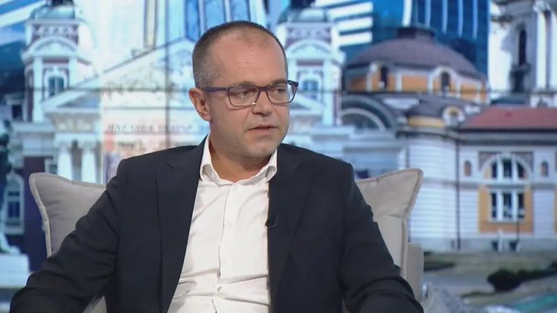 Александър Колячев