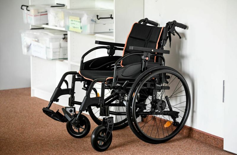 инвалидна количка