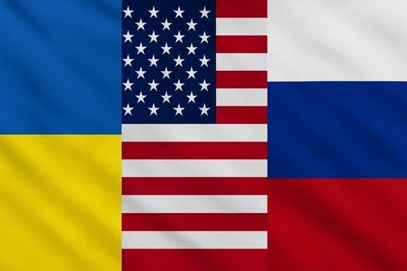 Украински, американски и руски флаг