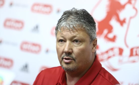 Любослав Пенев