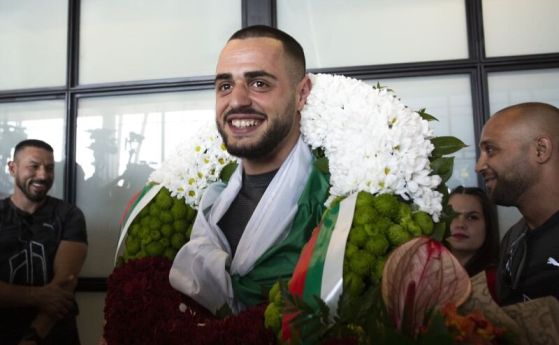 Карлос Насар