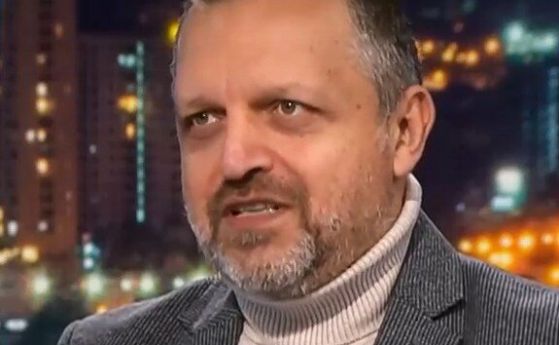 Доц. Милен Иванов.